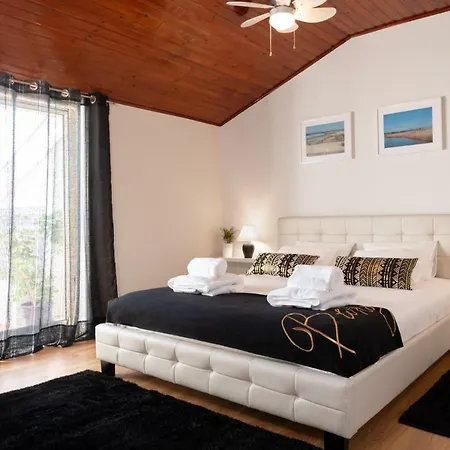 Feeltheland Ria 아파트