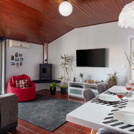 Feeltheland Ria 아파트