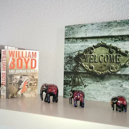 Feeltheland Ria 아파트